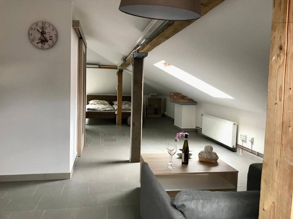 Apartman U Babicky Прага Экстерьер фото